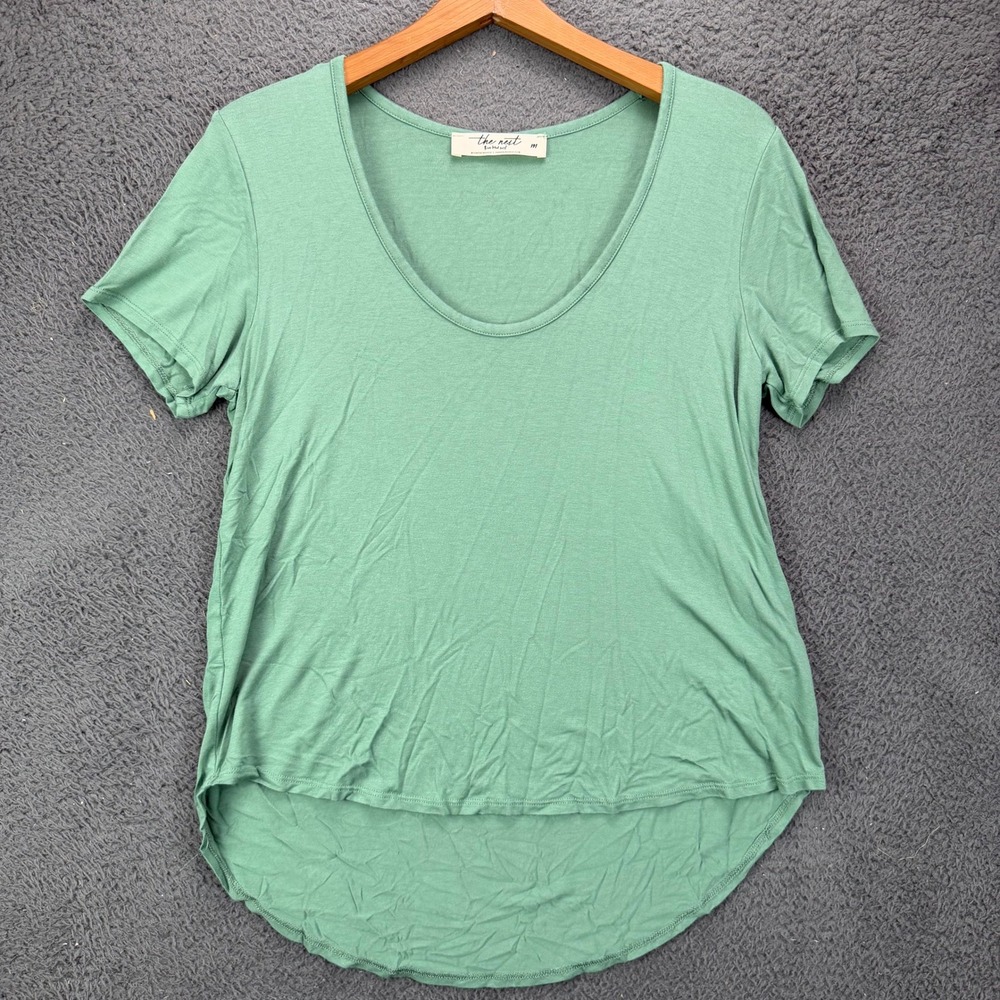 Three Bird Nest The Nest Womens Medium Sage Green Scoop Neck High Low T-Shirt